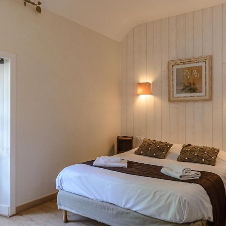 Le Vieux Moulin Hotel Hede-Bazouges Luaran gambar
